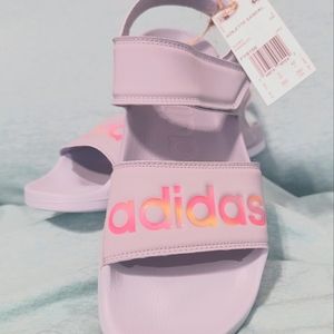 Adidias Adilette flat sandela